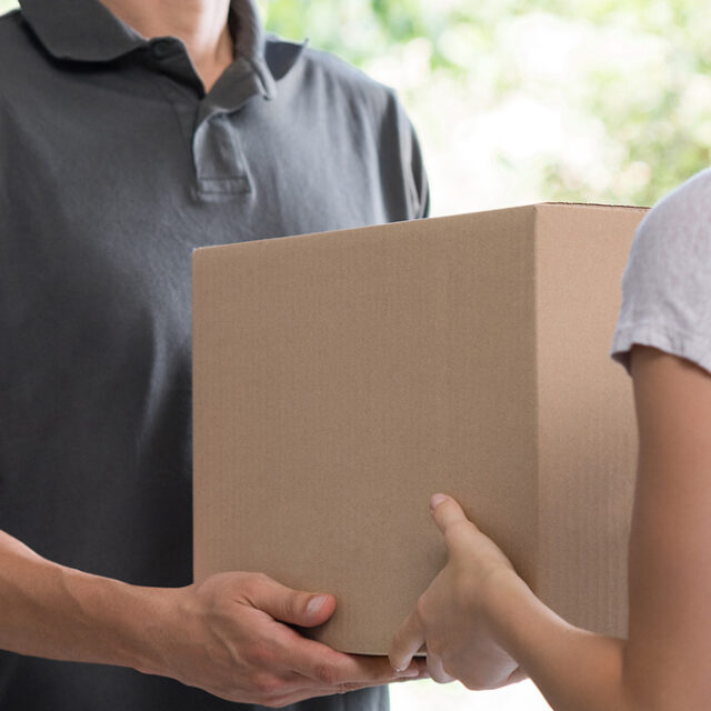 Comparing the benefits of same day delivery vs next day delivery for your business – Which one is best?